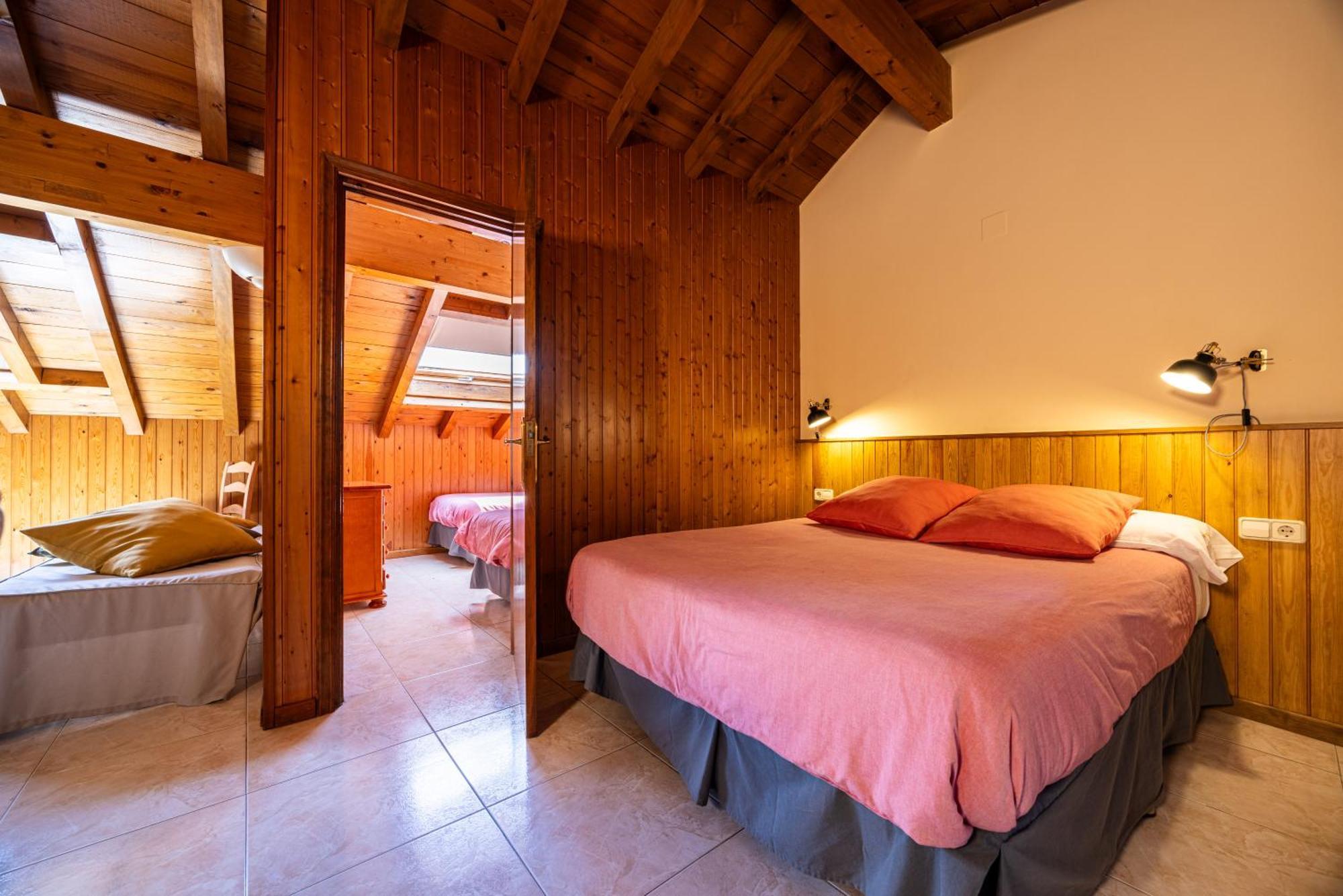 Aparthotel Les Corts Llívia Kültér fotó