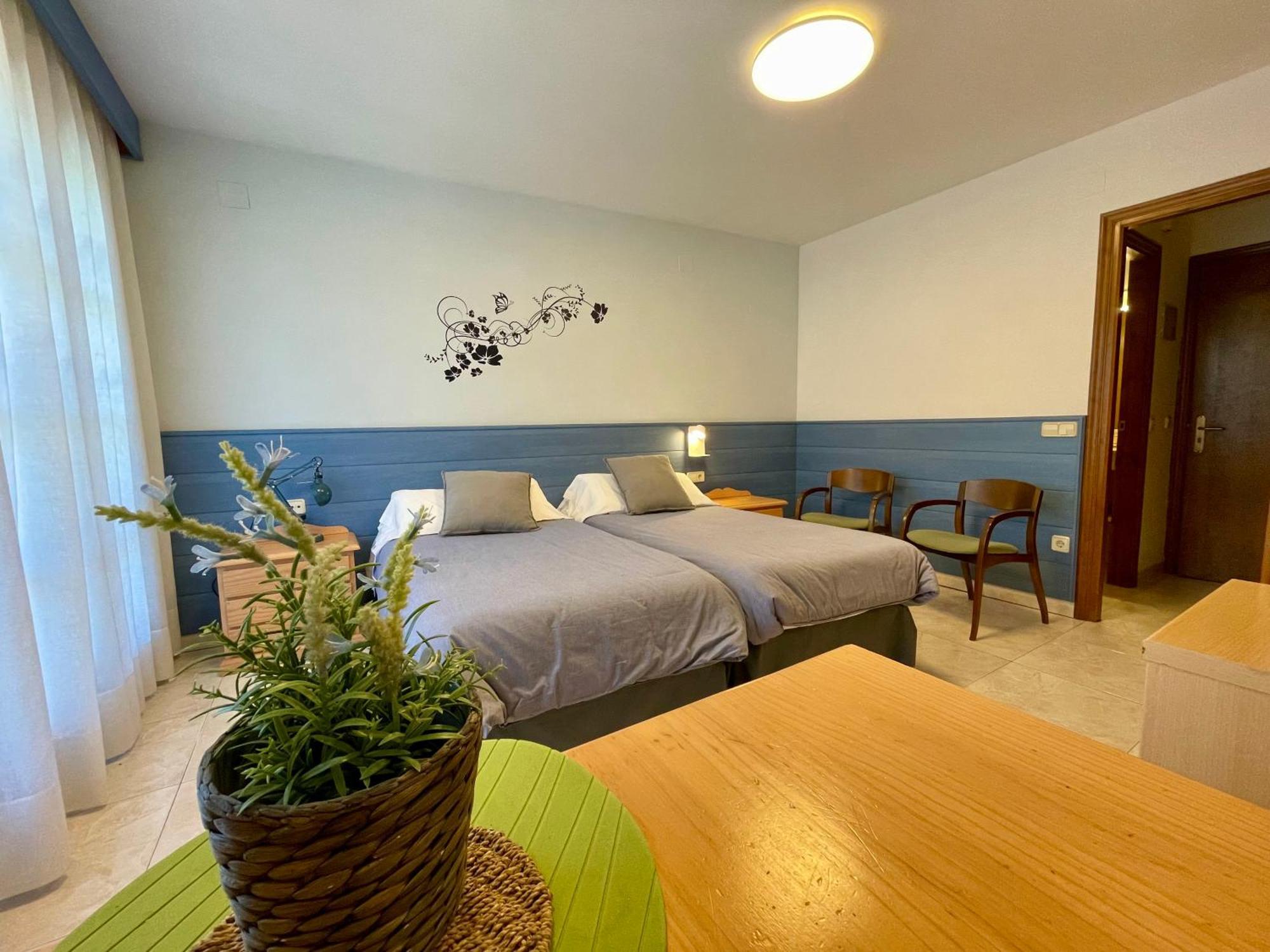 Aparthotel Les Corts Llívia Kültér fotó