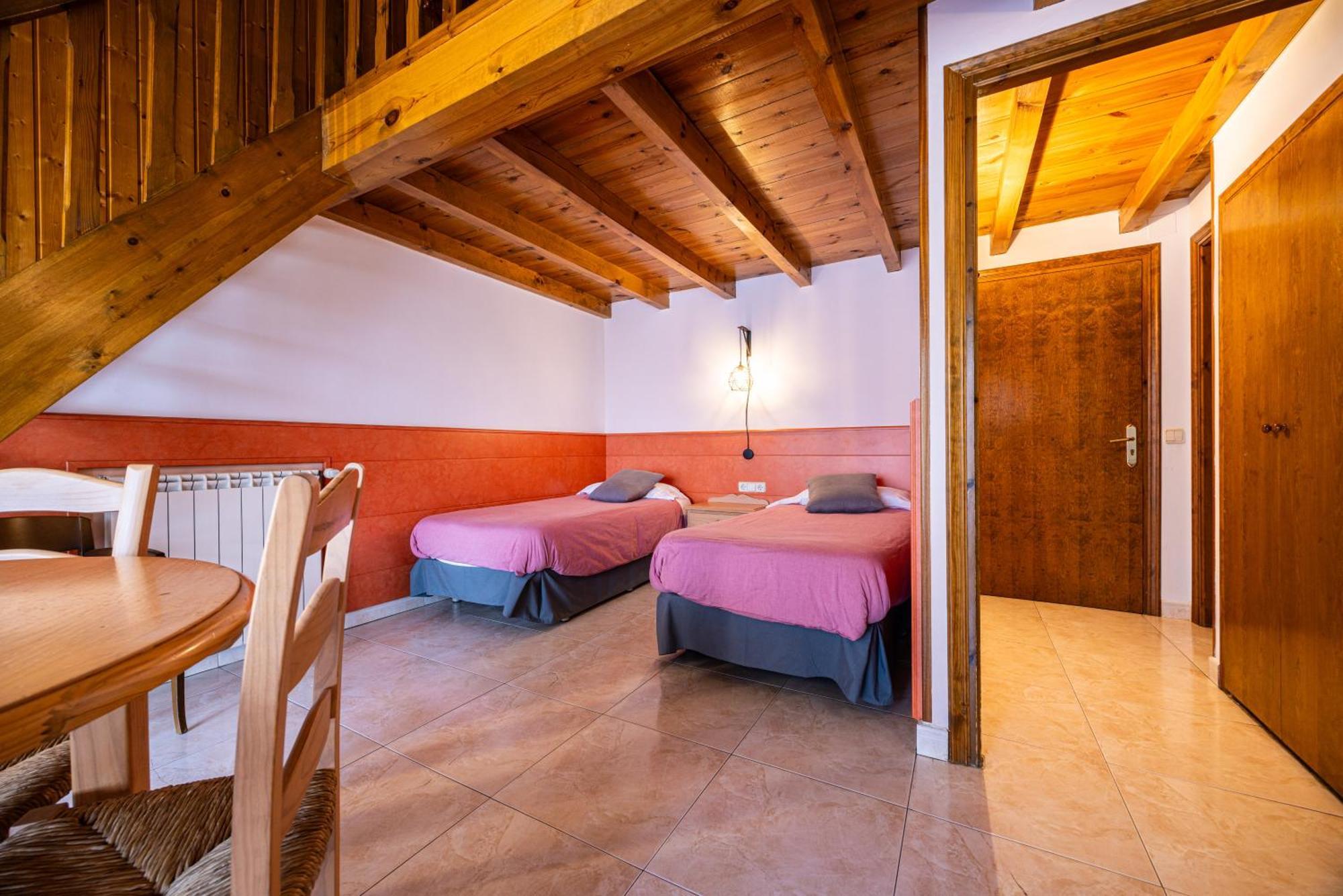 Aparthotel Les Corts Llívia Kültér fotó